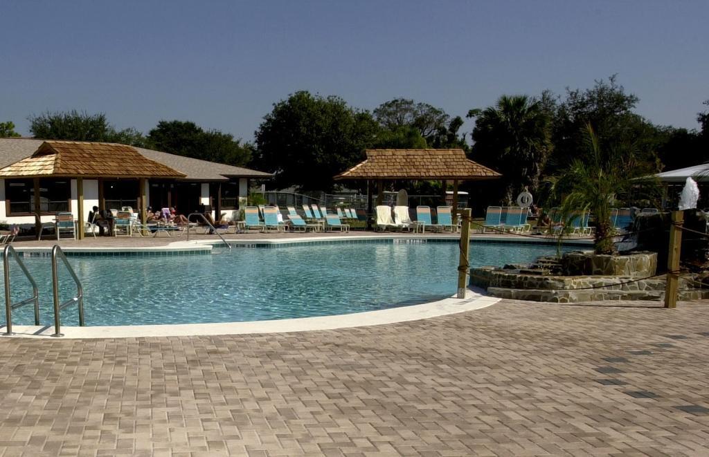 Cypress Cove Nudist Resort Пойнсиана Экстерьер фото