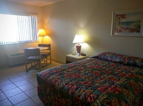 Cypress Cove Nudist Resort Пойнсиана Экстерьер фото